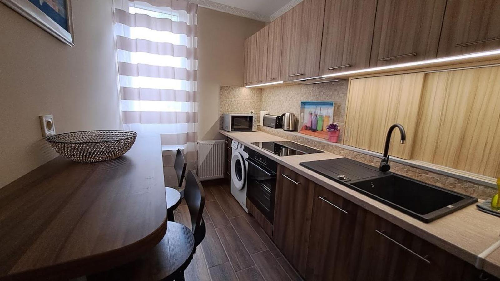 Szilfak City Apartman Hajduszoboszlo Luaran gambar