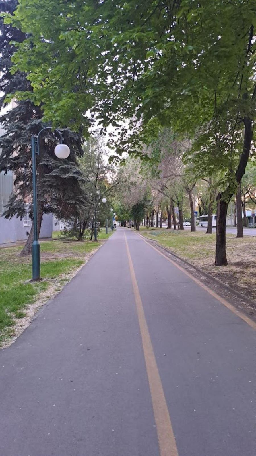 Szilfak City Apartman Hajduszoboszlo Luaran gambar